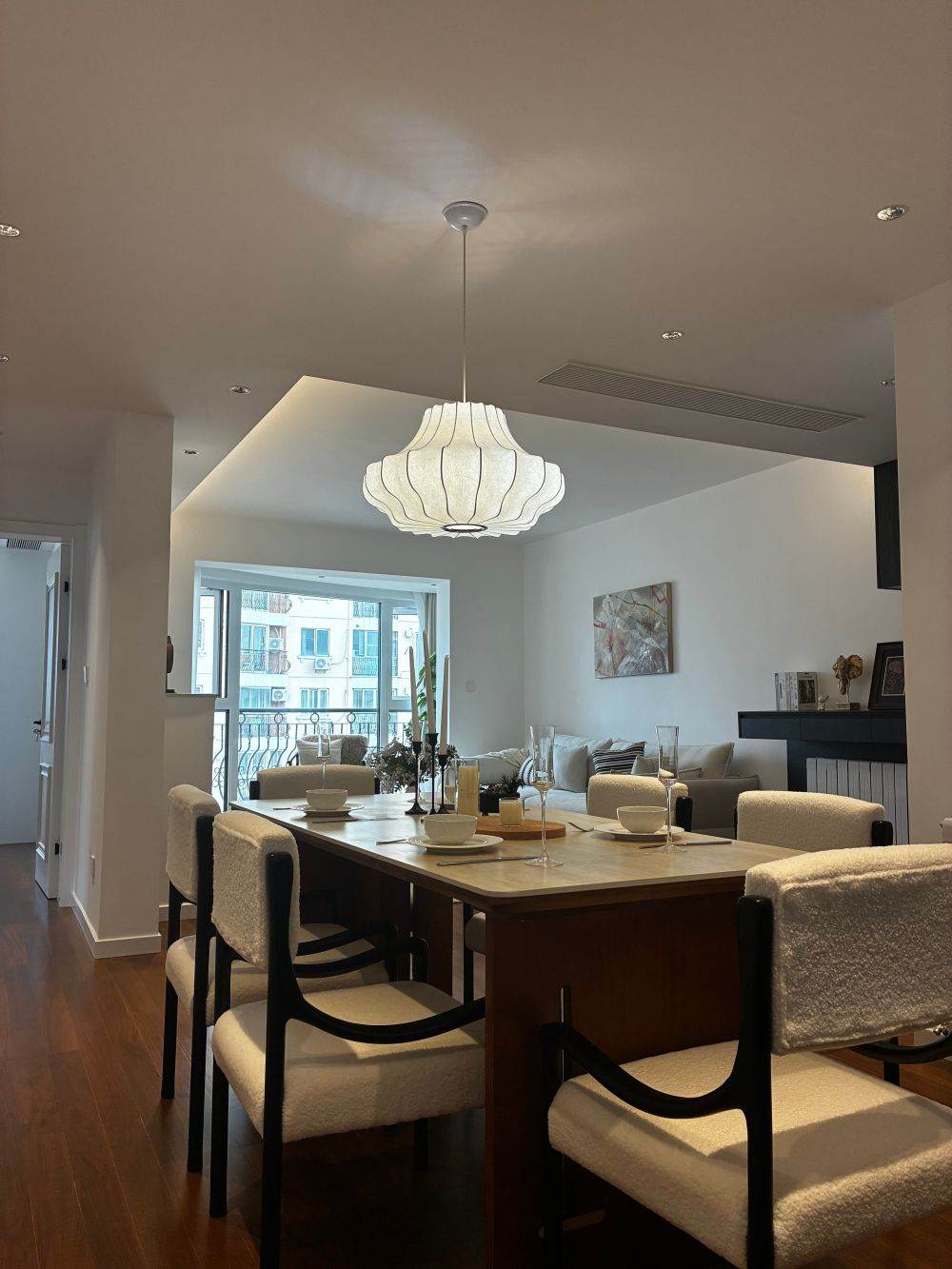 Housing image — Living Room