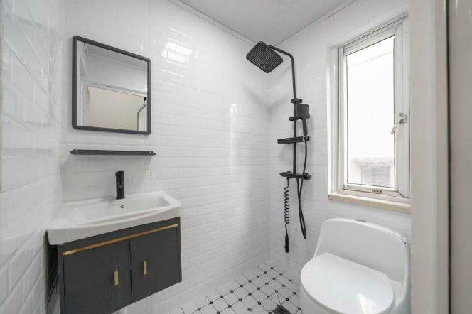 2BR Lane House in Old Xuhui