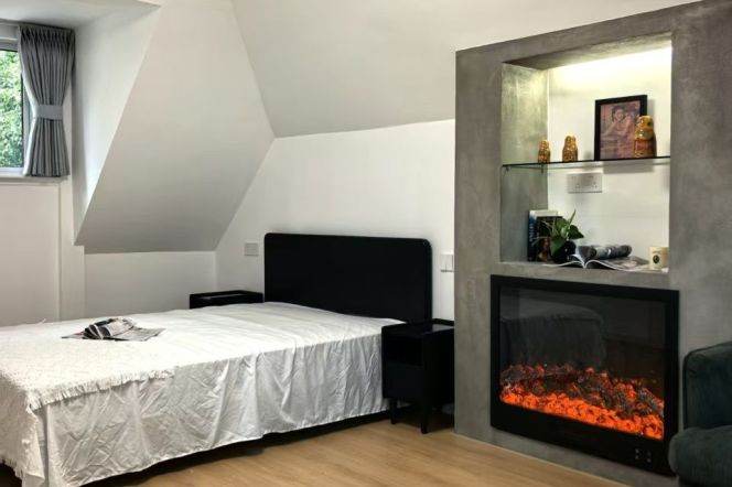 1BR Lane House in Jing'an (L2/L7/L14)
