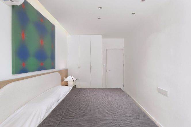 1BR Apartment near Shanghai Indoor Stadium Metro with Terrace (L1/L4)