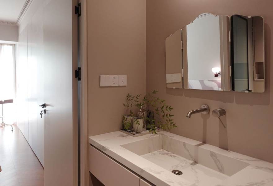 Housing image — Bathroom