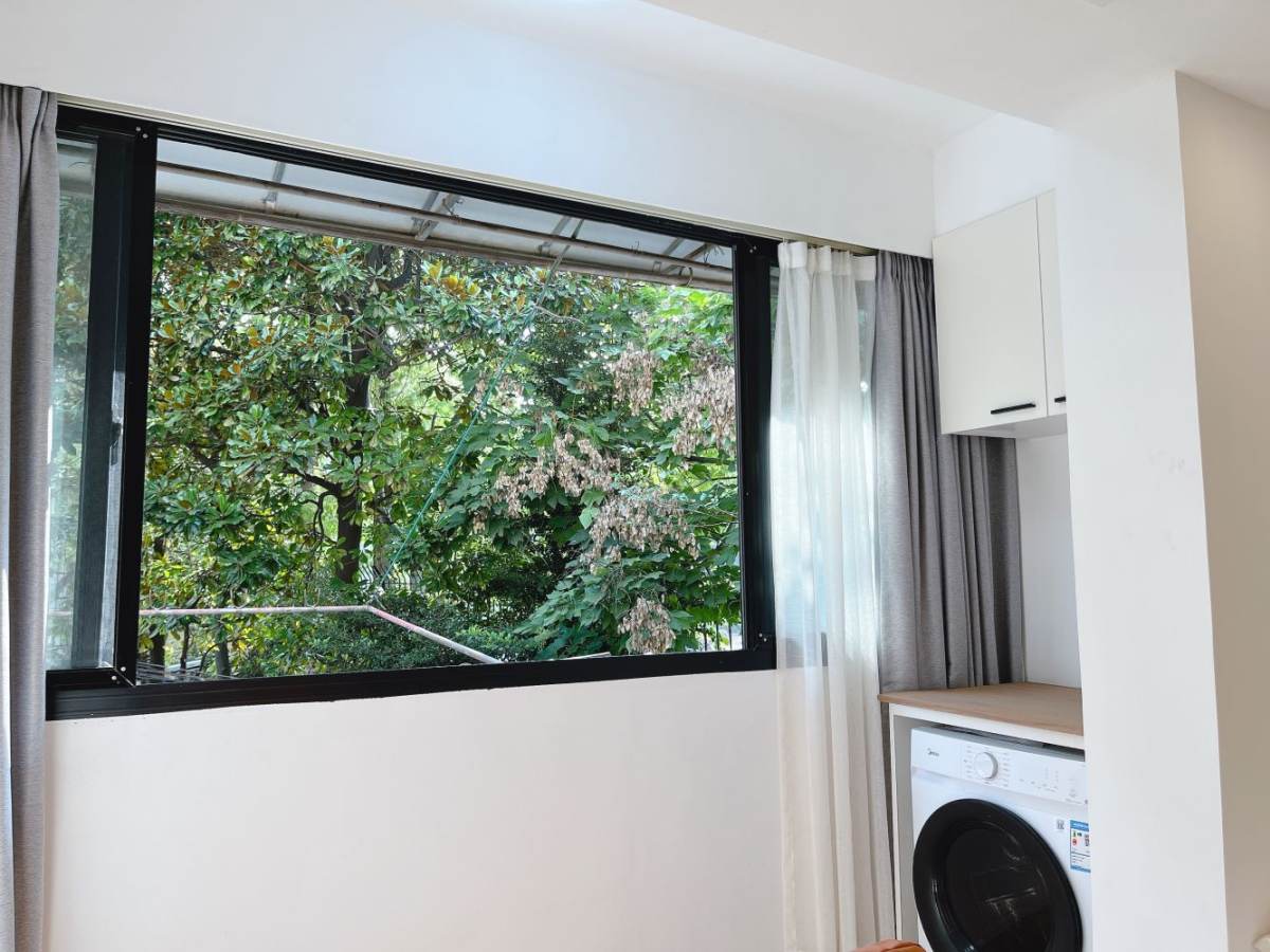 Housing image — Living Room