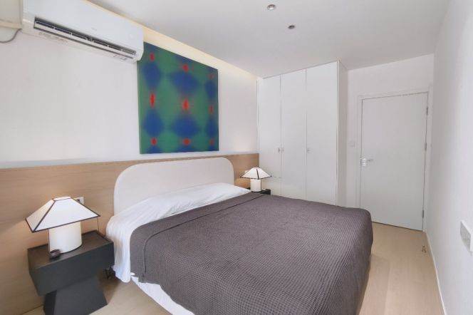 1BR Apartment near Shanghai Indoor Stadium Metro with Terrace (L1/L4)