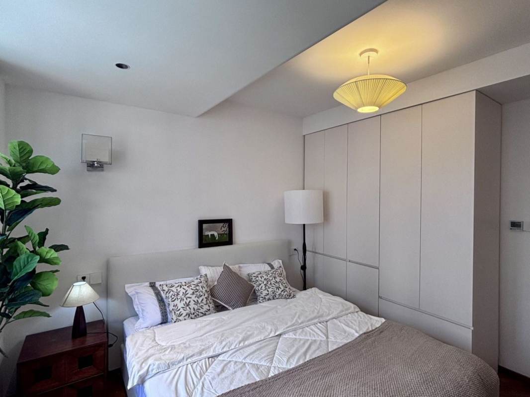 Housing image — Bedroom