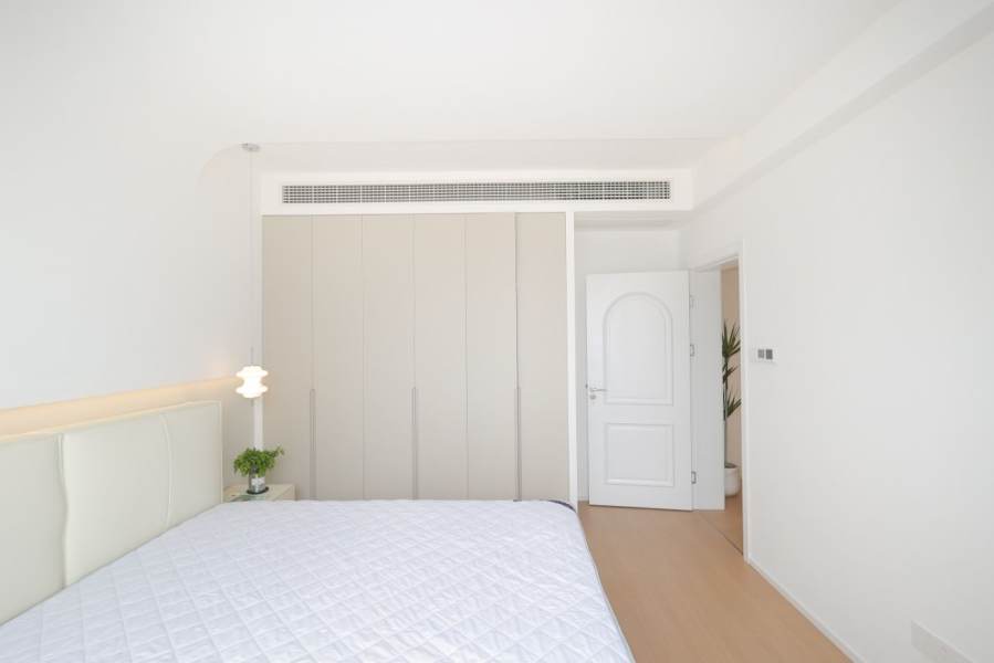 Housing image — Bedroom