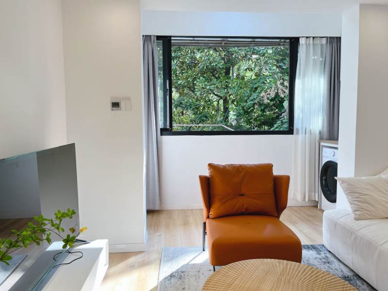 Housing image — Living Room