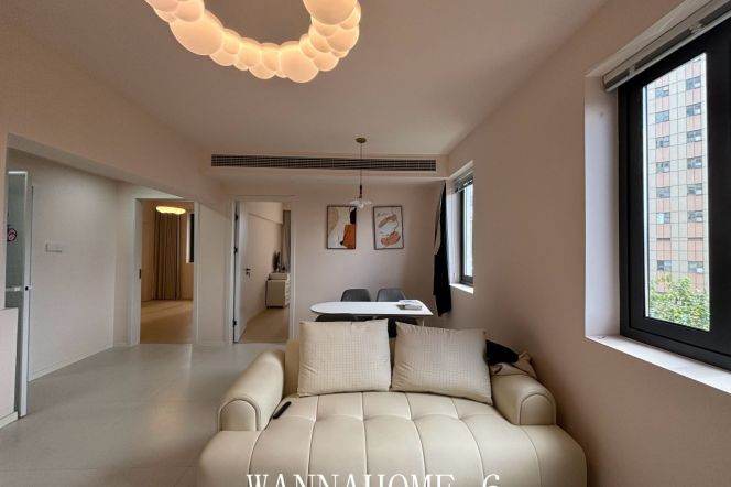 2BR Apartment near Jiangsu Rd Metro (L2/L11)