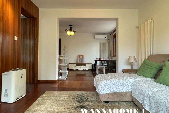 2BR Apartment near Zhongshan Park with Floor-to-Ceiling Windows (L2/L11)