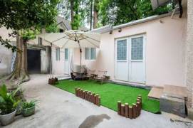 2BR Apartment near Zhongshan Park with Terrace (L2/L3/L4)