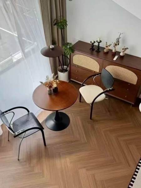 Housing image — Living Room