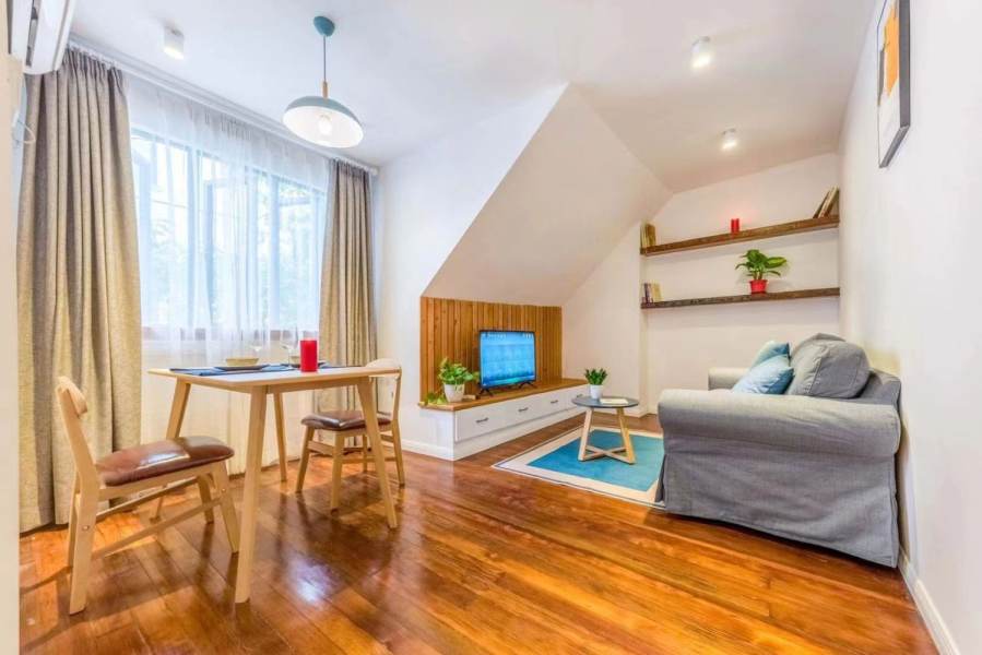 Housing image — Living Room