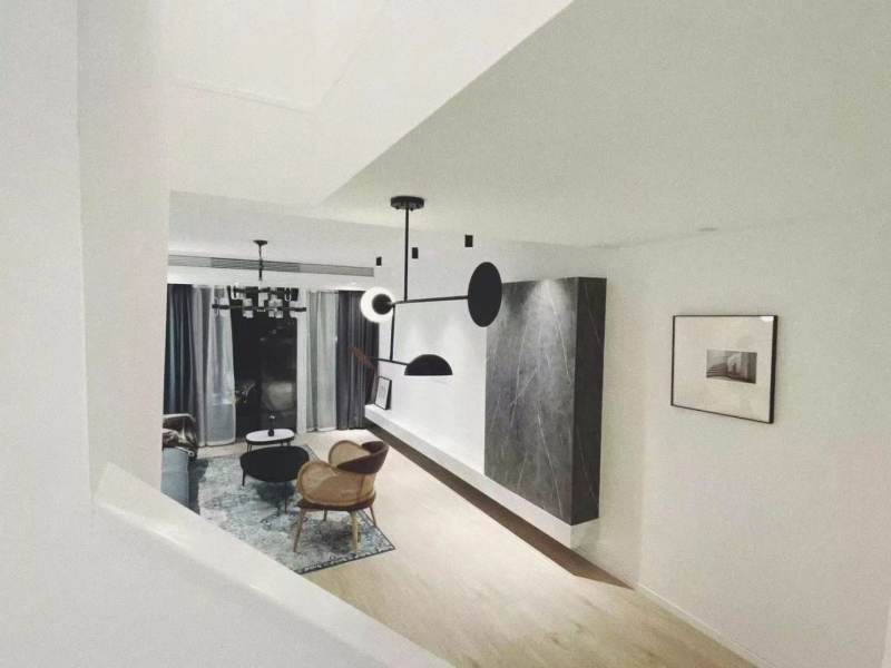 Housing image — Living Room