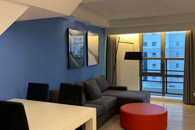 Spacious 2BR Serviced Apartment near People's Square (L1/L8/L12)