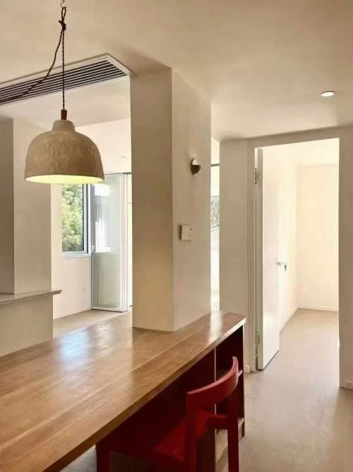 Housing image — Dining Area