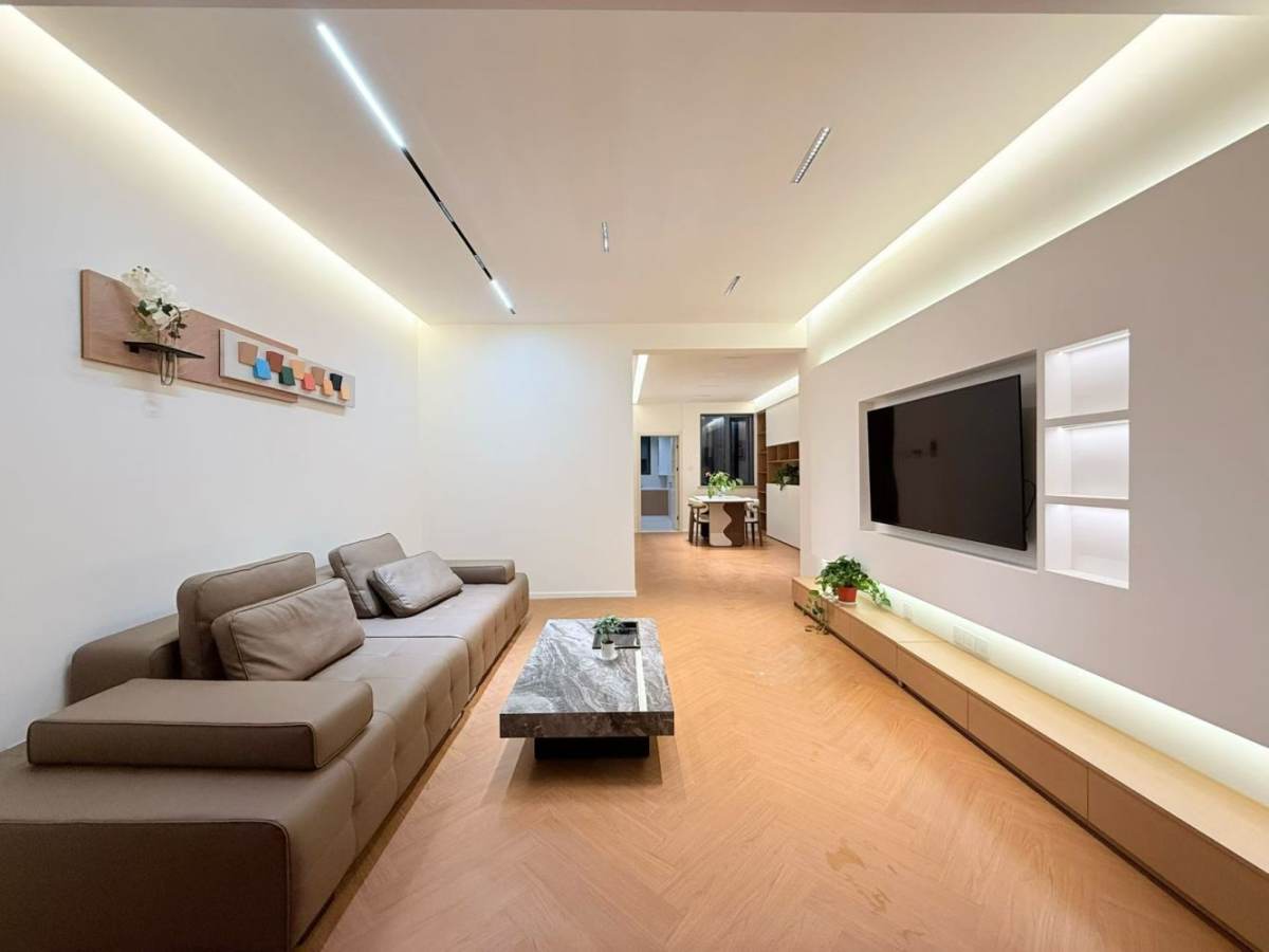 Housing image — Living Room