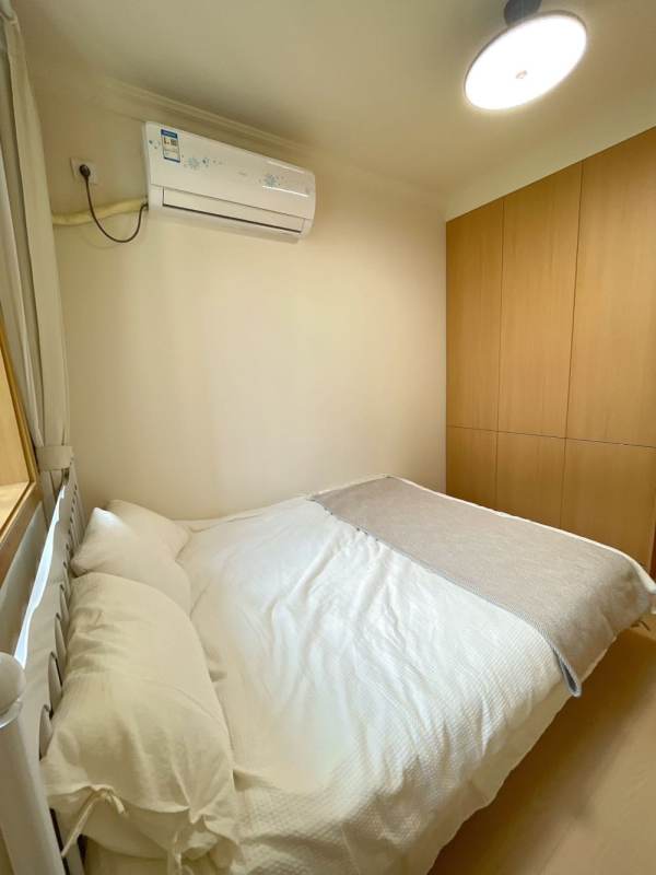 Housing image — Bedroom