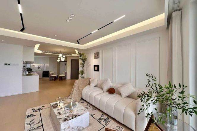 High-Floor Spacious 2BR Apartment at Hanlin Mansion