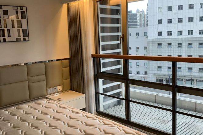 Spacious 2BR Serviced Apartment near People's Square (L1/L8/L12)