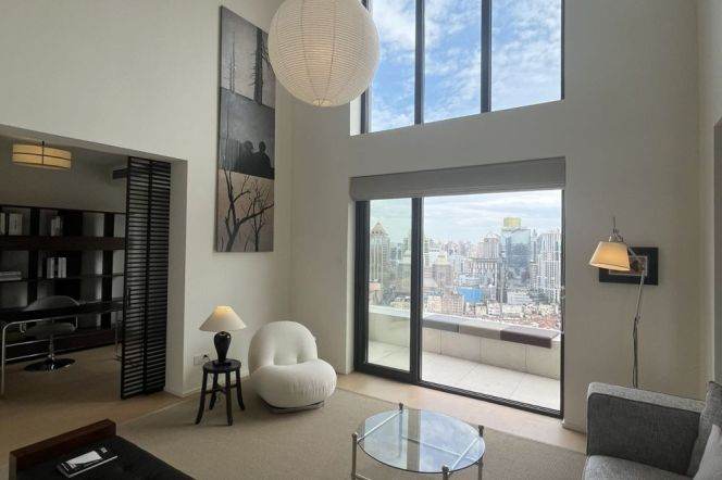 High-Floor Spacious 4BR Apartment near Tiantong Rd Metro (L10/L12)
