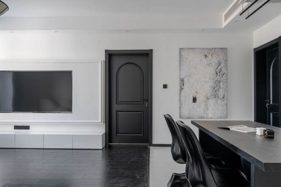 Housing image — Living Room
