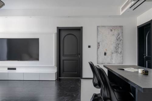 Housing image — Living Room