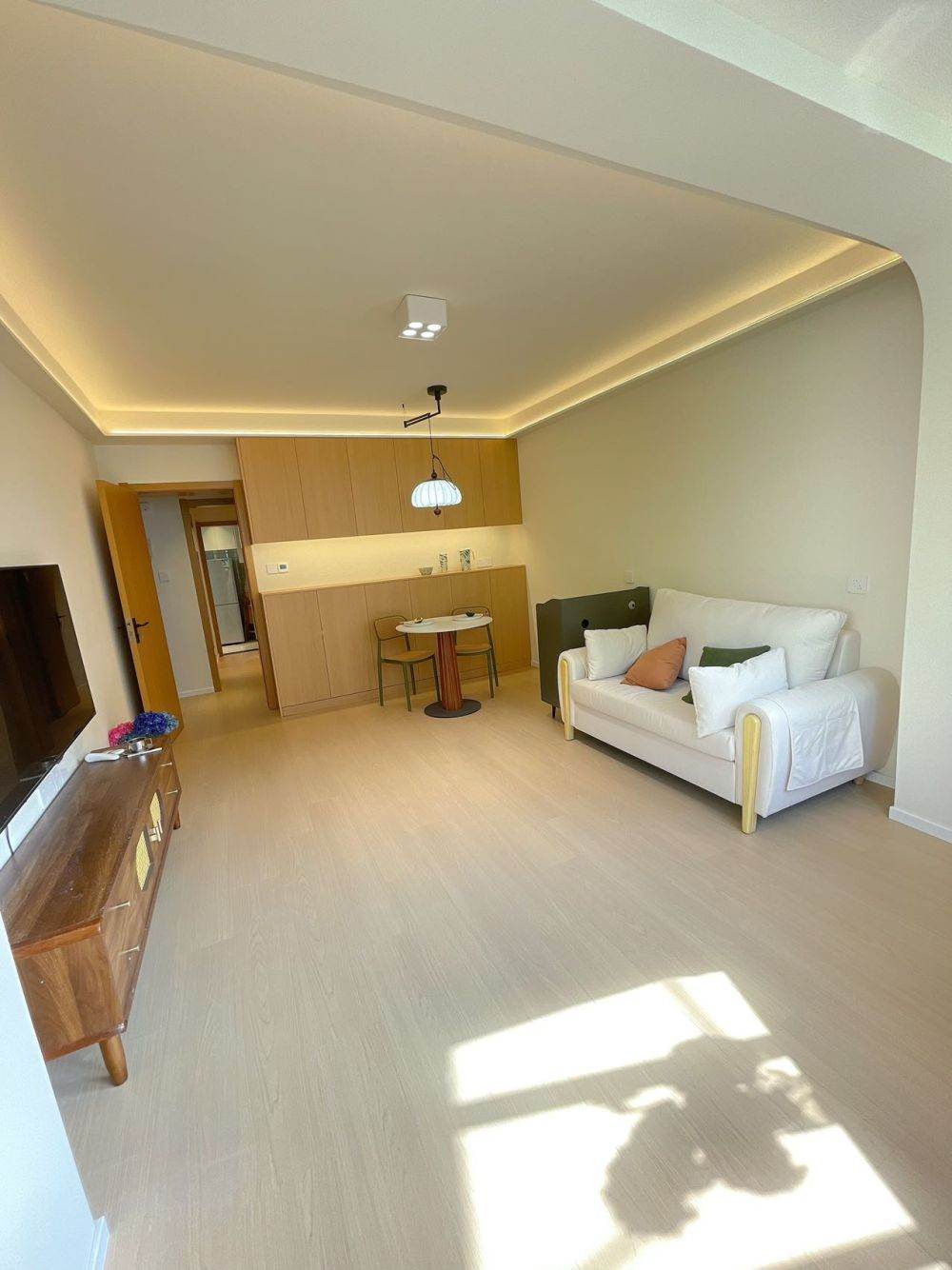 Housing image — Living Room
