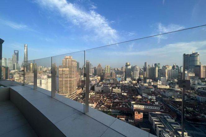 High-Floor Spacious 4BR Apartment near Tiantong Rd Metro (L10/L12)