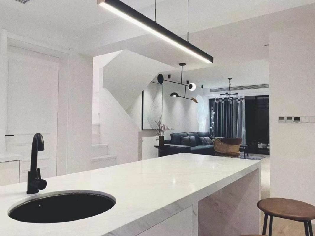 Housing image — Living Room