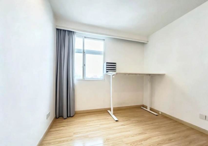 Housing image — Bedroom