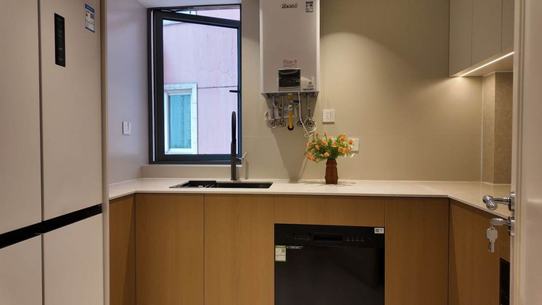 Housing image — Kitchen