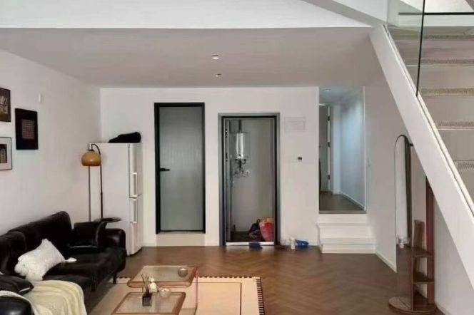 2BR Lane House near Xintiandi Metro (L10/L13)
