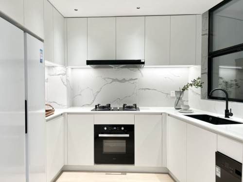 Housing image — Kitchen
