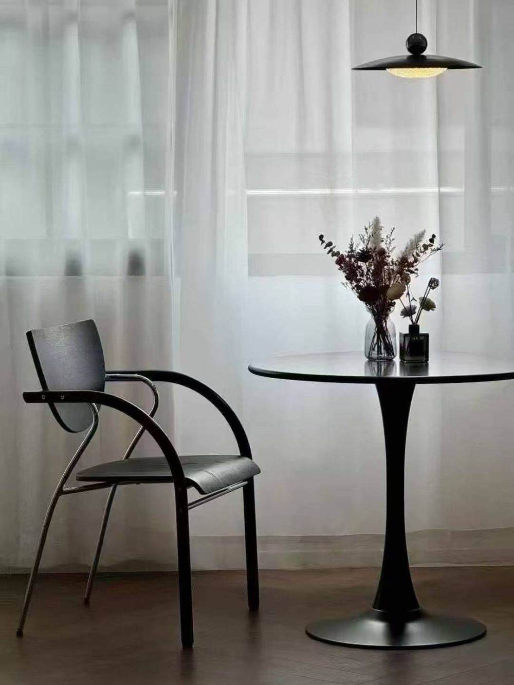 Housing image — Living Room