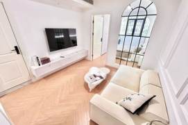 1BR Apartment near Hongqiao Rd Metro (L3/L4/L10)