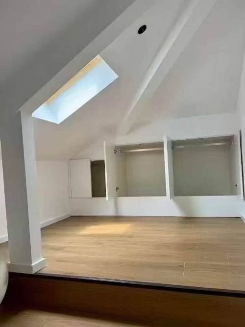 Housing image — Bedroom