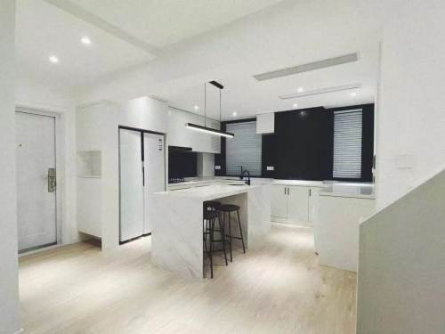 Housing image — Kitchen