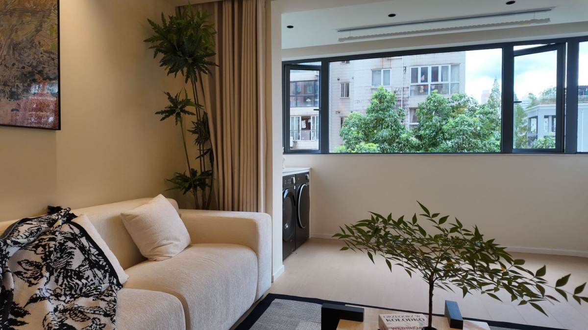 Housing image — Living Room