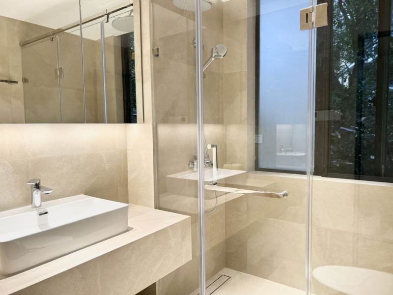 Housing image — Bathroom