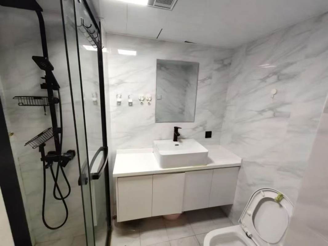 Housing image — Bathroom