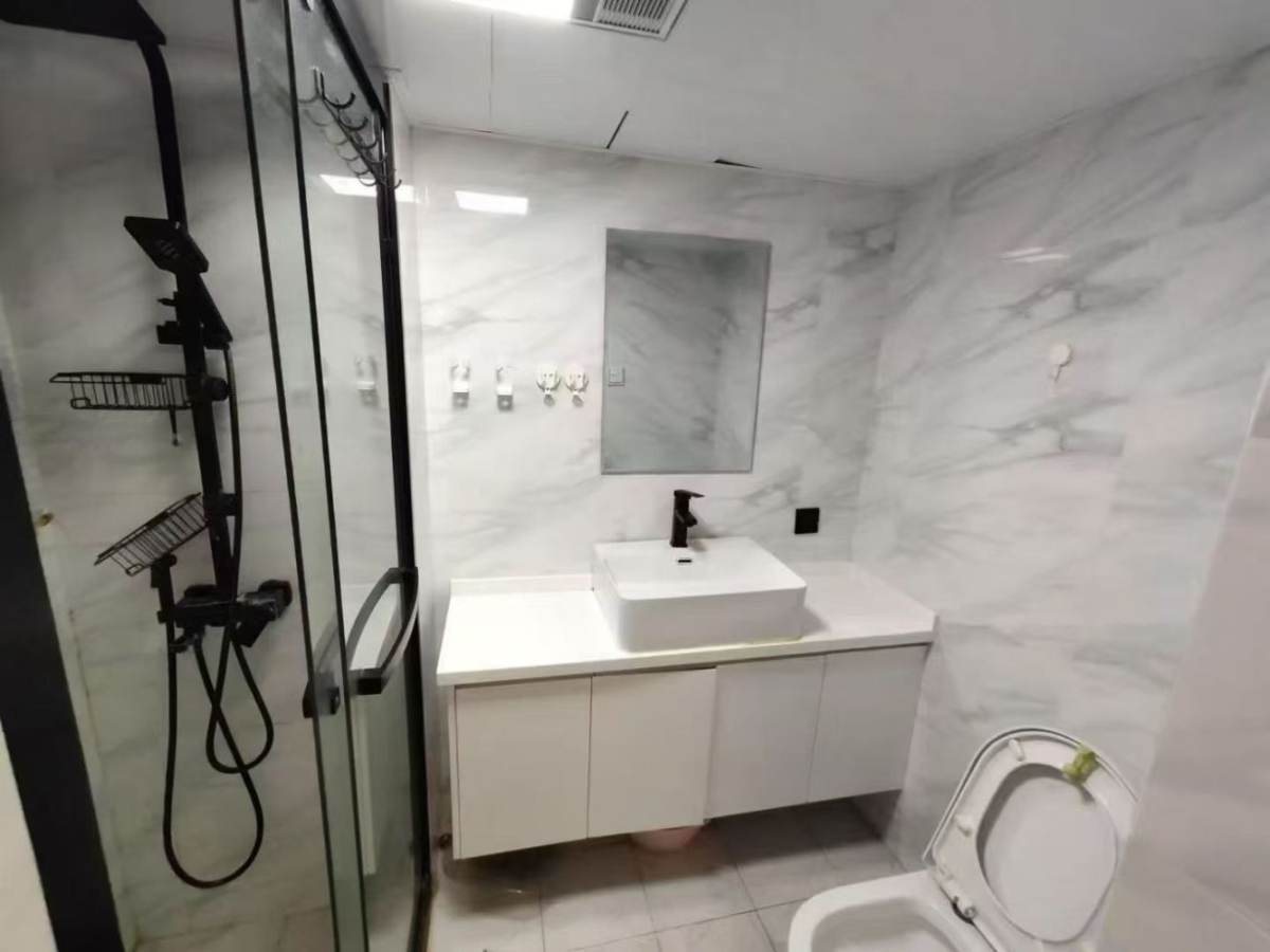 Housing image — Bathroom