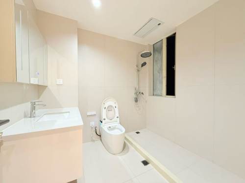 Housing image — Bathroom