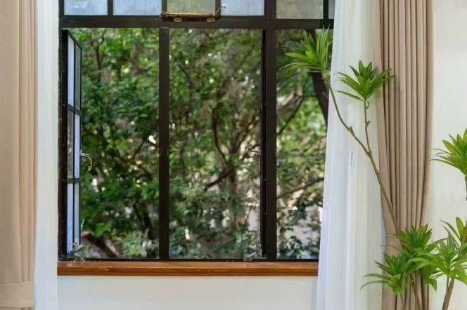 1BR Apartment in Old Xuhui (L1/L10)