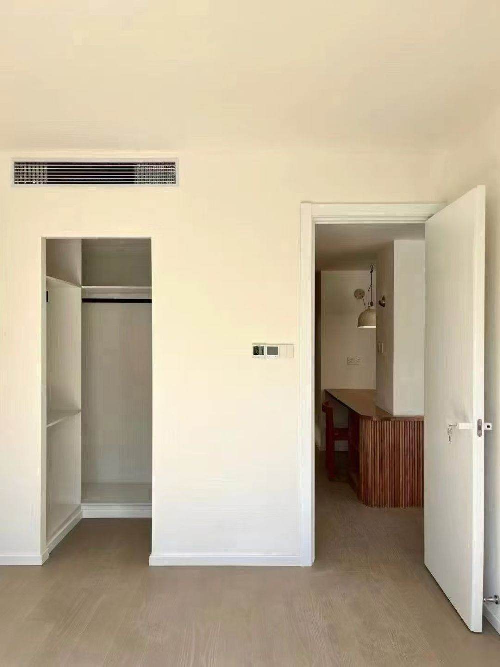 Housing image — Bedroom
