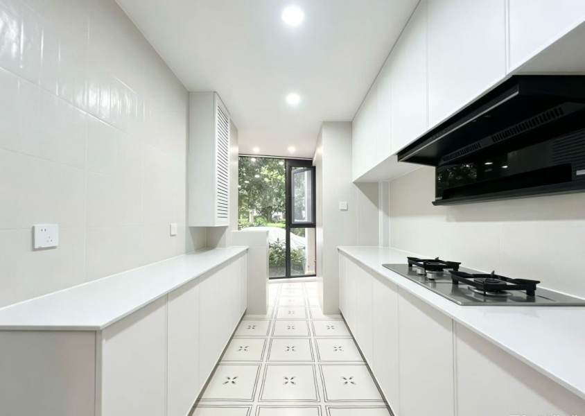 Housing image — Kitchen