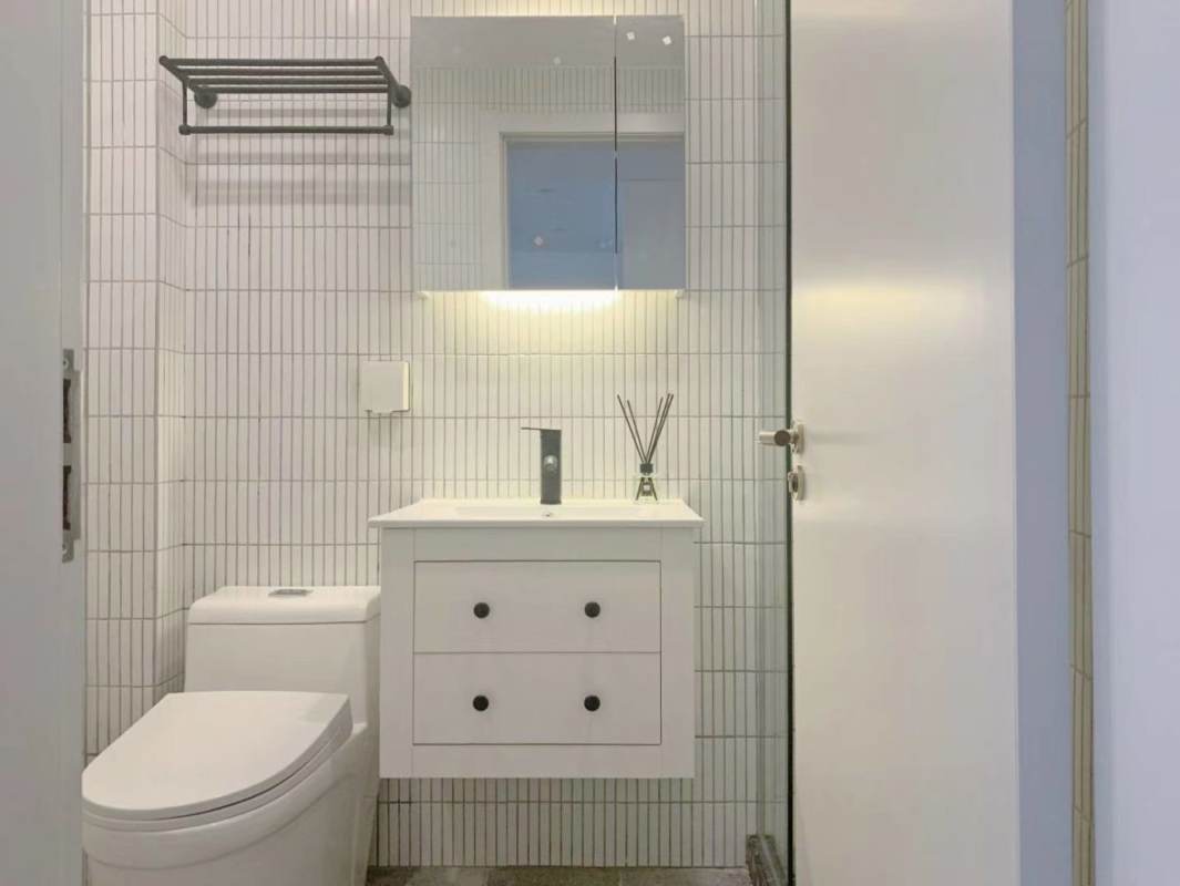 Housing image — Bathroom