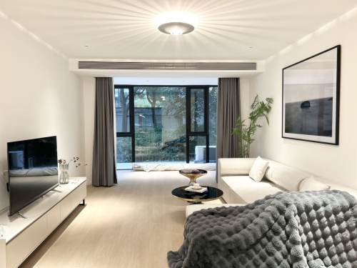 Housing image — Living Room