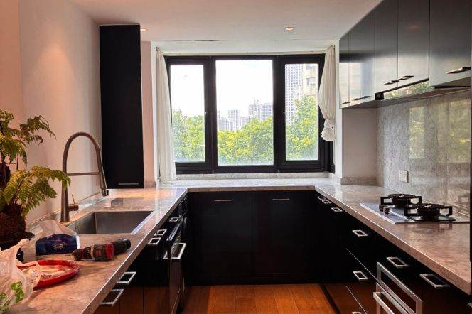 4BR Apartment at One Block (L1/L13)