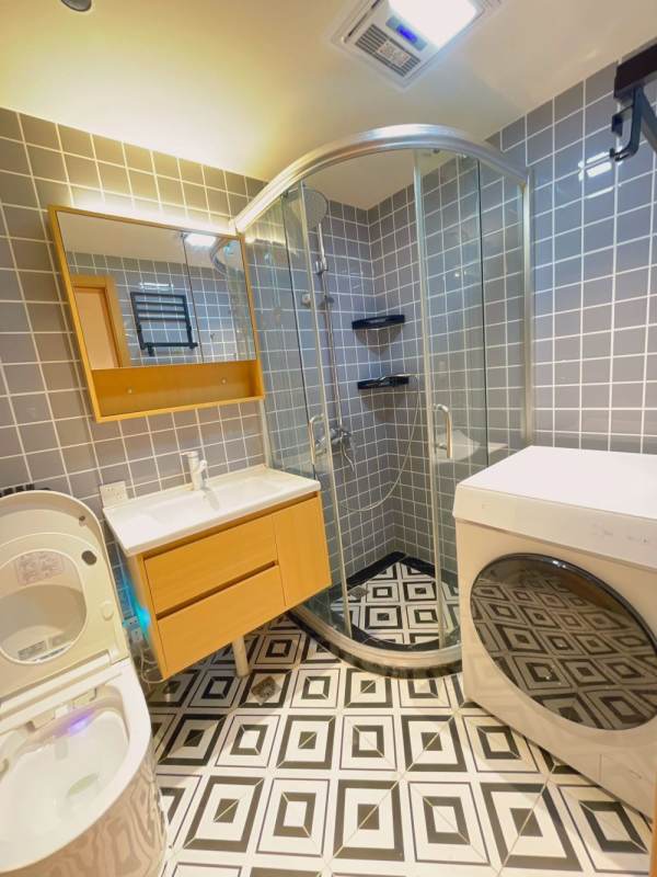 Housing image — Bathroom
