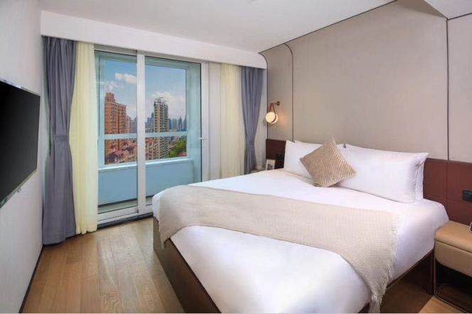 2BR Serviced Apartment in Jing'an (L7)