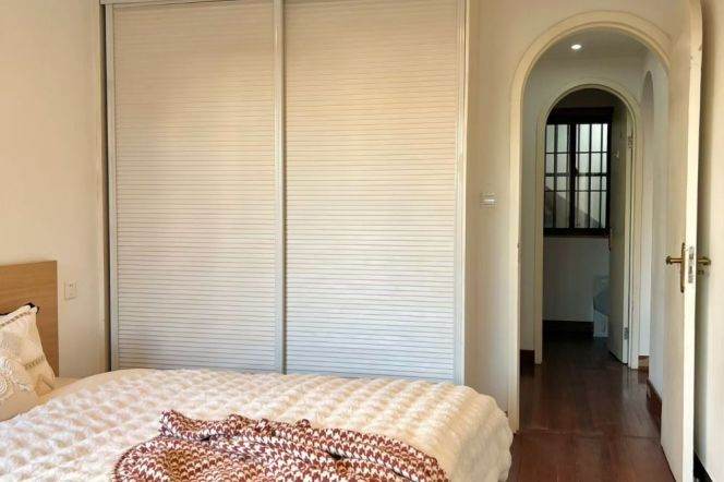 2BR Apartment in Old Xuhui